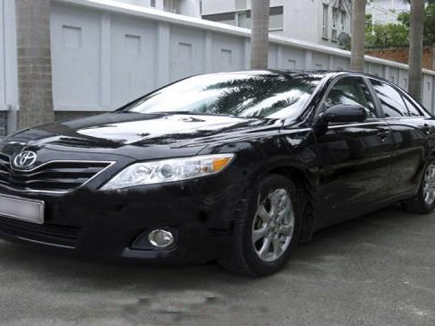 Cho thuê xe dài hạn Toyota Camry 2.5 G 2013