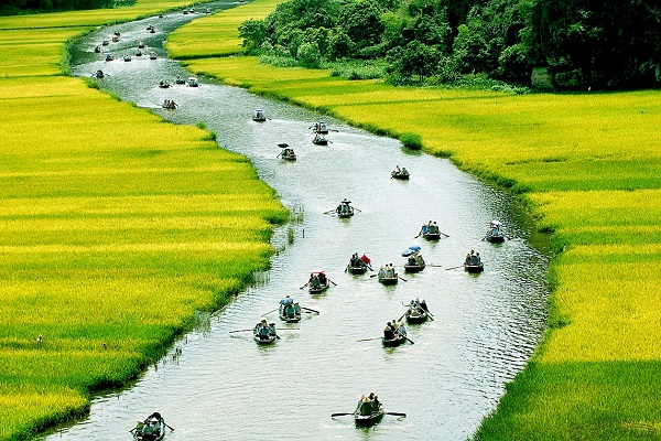 Cho thuê xe đi tỉnh: Hà Nội - Tam Cốc Bích Động - chùa Bái Đính - Ninh Bình