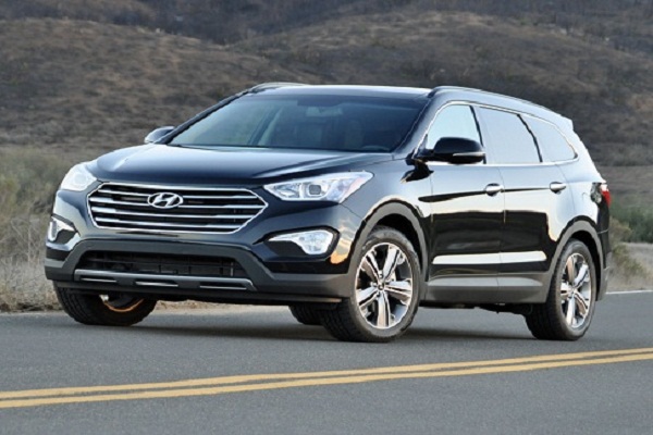 Cho thuê xe 7 chỗ dài hạn Hyundai Santafe