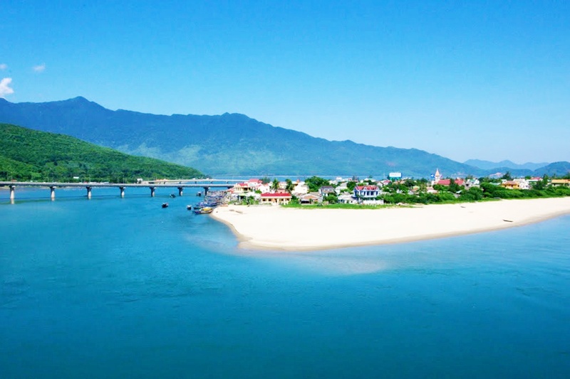 dịch vụ cho thuê xe du lịch Huế 2017