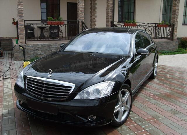 Cho thuê xe 4 chỗ VIP Mercedes S500