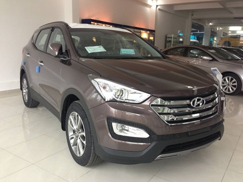 Cho thuê xe 7 chỗ dài hạn Hyundai Santafe