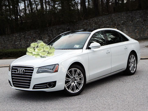 Cho thuê xe cưới 4 chỗ Audi A8 2014 siêu vip