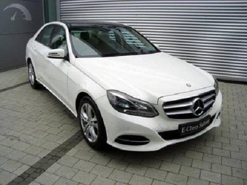 Cho thuê xe dài hạn Mercedes E200